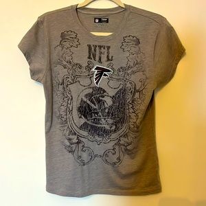 Atlanta Falcons NFL Women’s Size Large SS Shirt